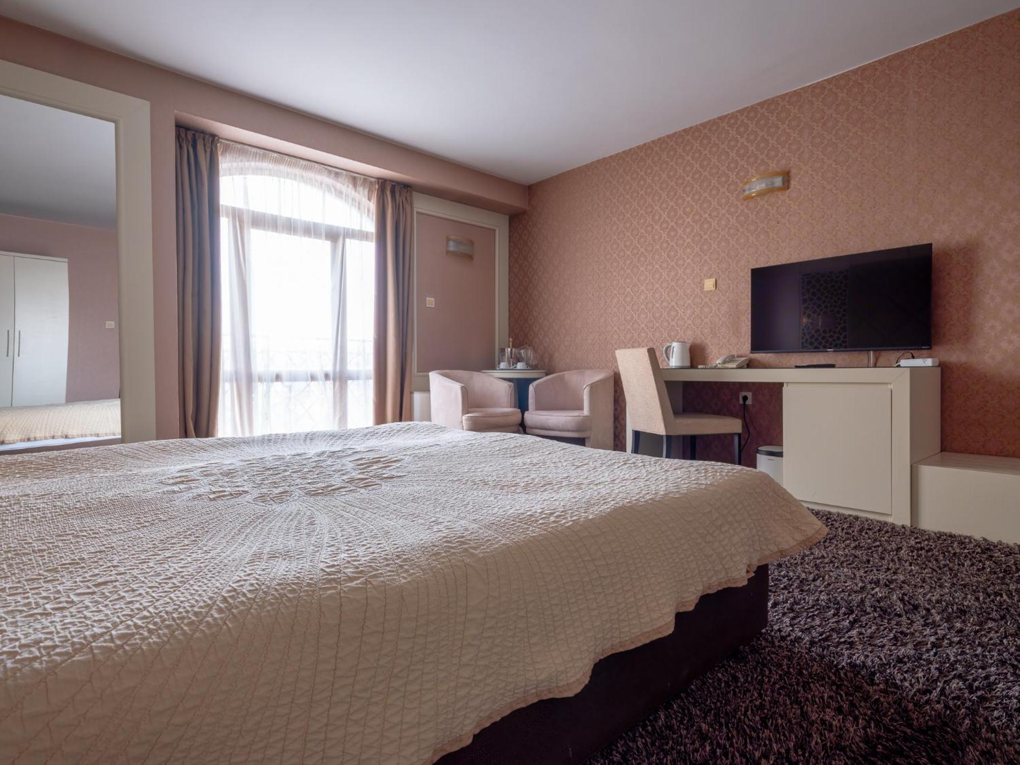 Hotel Concorde Veliko Tarnovo Exteriér fotografie